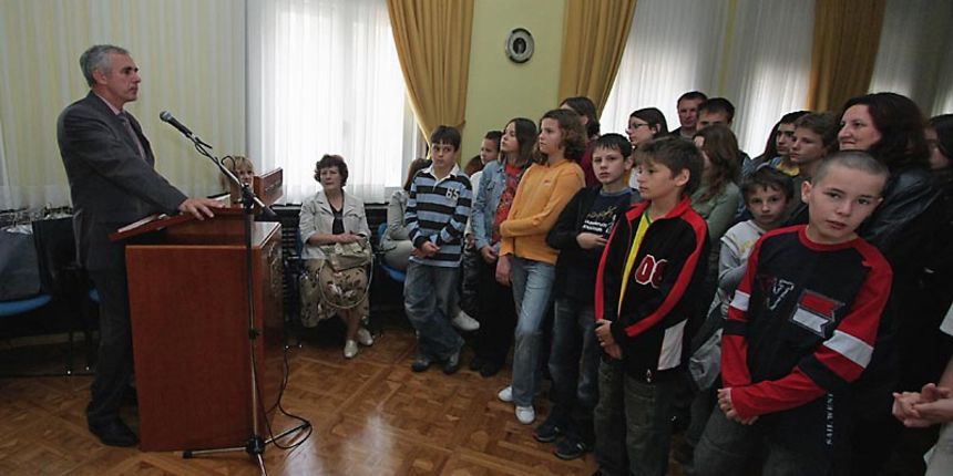 Image 1072189 (auto)