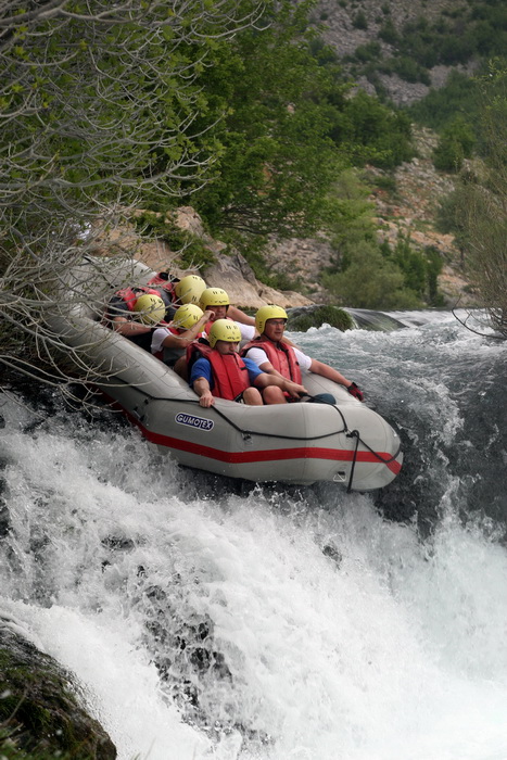Zadar, Zrmanja, 270413.
Rijeka Zrmanja.
8. hrvatska rafting regata Zrmanja 2013. Organizator regate je Riva rafting centar, putnicka agencija d.o.o.
Na fotografiji: detalj sa regate.
Foto: Jure Miskovic / CROPIX Zadar, Zrmanja, 270413.
Rijeka Zrmanja.
8. hrvatska rafting regata Zrmanja 2013. Organizator regate je Riva rafting centar, putnicka agencija d.o.o.
Na fotografiji: detalj sa regate.
Foto: Jure Miskovic / CROPIX