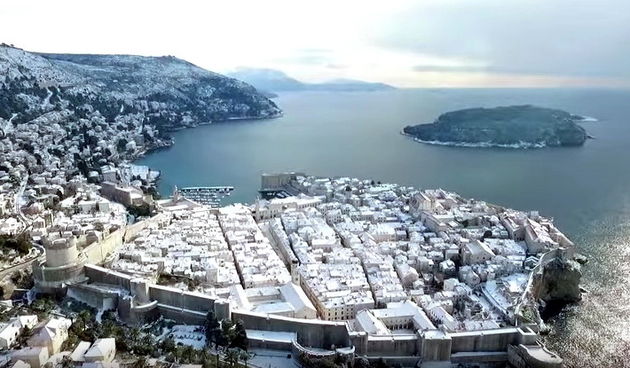 Snijegom prekriven Dubrovnik