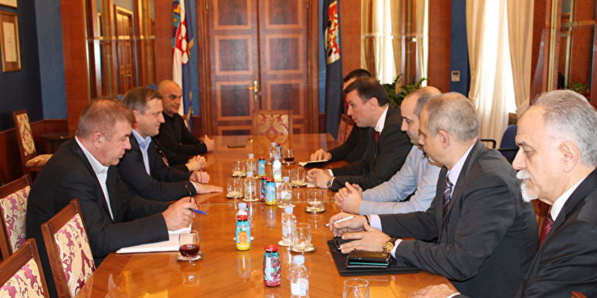 Gradonačelnik Dukić primio predstavnike Hrvatske liječničke komore Gradonačelnik Dukić primio predstavnike Hrvatske liječničke komore