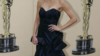 82. Red Carpet Oscara (oscar.go.com)