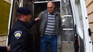 Zlatko Svirčić osumnjičen zbog dvostrukog pokušaja ubojstva priveden je istražnom sucu, foto: Dino Stanin/PIXSELL Zlatko Svirčić osumnjičen zbog dvostrukog pokušaja ubojstva priveden je istražnom sucu, foto: Dino Stanin/PIXSELL
