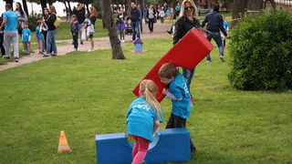 Sportska manifestacija za djecu “1000 koraka kroz 1000 ulica” SŠ “Loptica” Sportska manifestacija za djecu “1000 koraka kroz 1000 ulica” SŠ “Loptica”