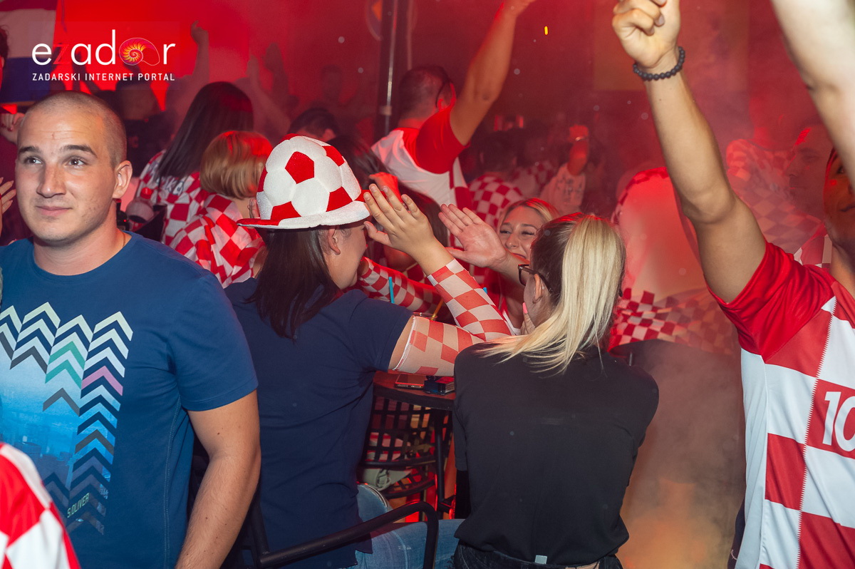 Zadar je gorio: Velika fešta nakon plasmana Vatrenih u finale Svjetskog prvenstva
