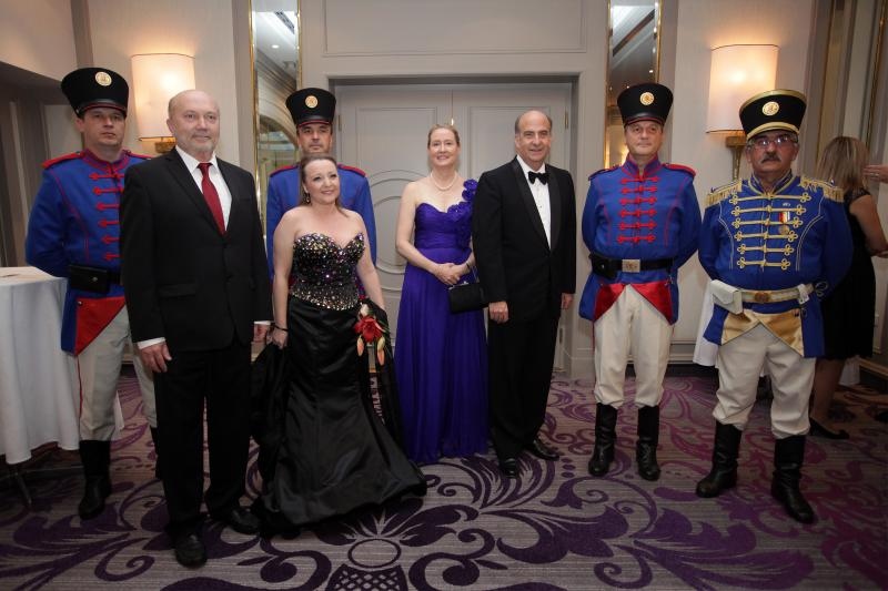 Pod potkroviteljstvom Americke gospodarske komore i americkog veleposlanstva u hotelu Sheraton odrzana je humanitarna vecera za razminiravanje. Kenneth Merten, Susan Merten, Ivan Vidakovic, Andrea Doko Jelusic. Photo: Grgur Zucko/PIXSELL