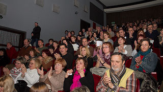 HNK Zadar: “Ljubi s ljubavlju”, foto: Leo Banić HNK Zadar: “Ljubi s ljubavlju”, foto: Leo Banić