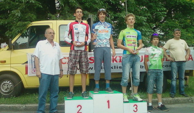 Marin Jakovčev na postolju