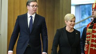 Predsjednica Kolinda Grabar-Kitarović primila u službeni posjet Aleksandra Vučića Predsjednica Kolinda Grabar-Kitarović primila u službeni posjet Aleksandra Vučića
