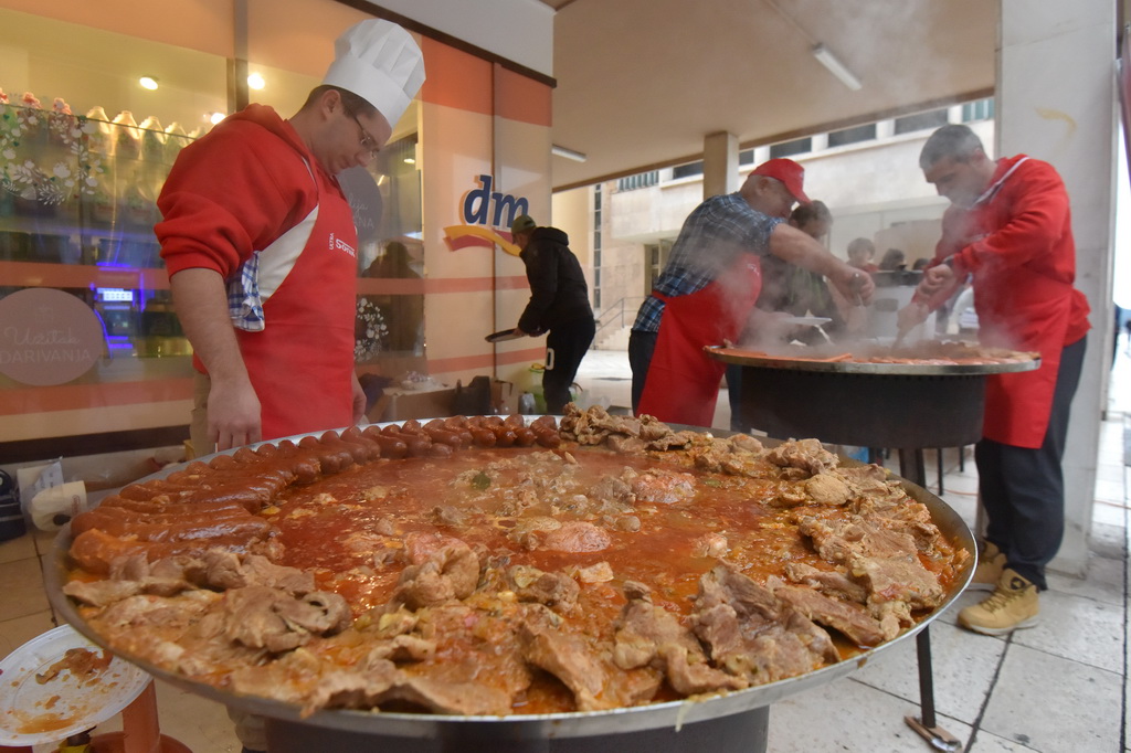 Turopoljsko srce srcu Zadra