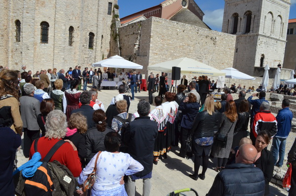 18. Dani masline: Dodjela nagrada u Gradskoj loži i Maslinarskli marendin na Forumu 18. Dani masline: Dodjela nagrada u Gradskoj loži i Maslinarskli marendin na Forumu