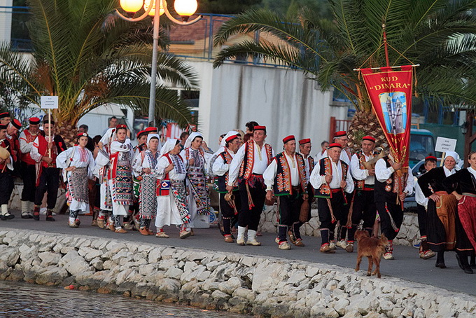 Smotra folklora u Bibinjama