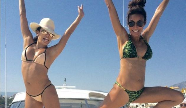 Eva Longoria žari i pali u minijaturnom bikiniju