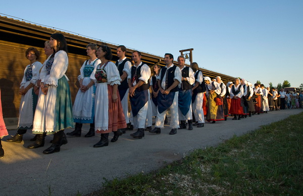 Privlaka: Procesija i Sveta misa, 13. lipnja 2009. Privlaka: Procesija i Sveta misa, 13. lipnja 2009.