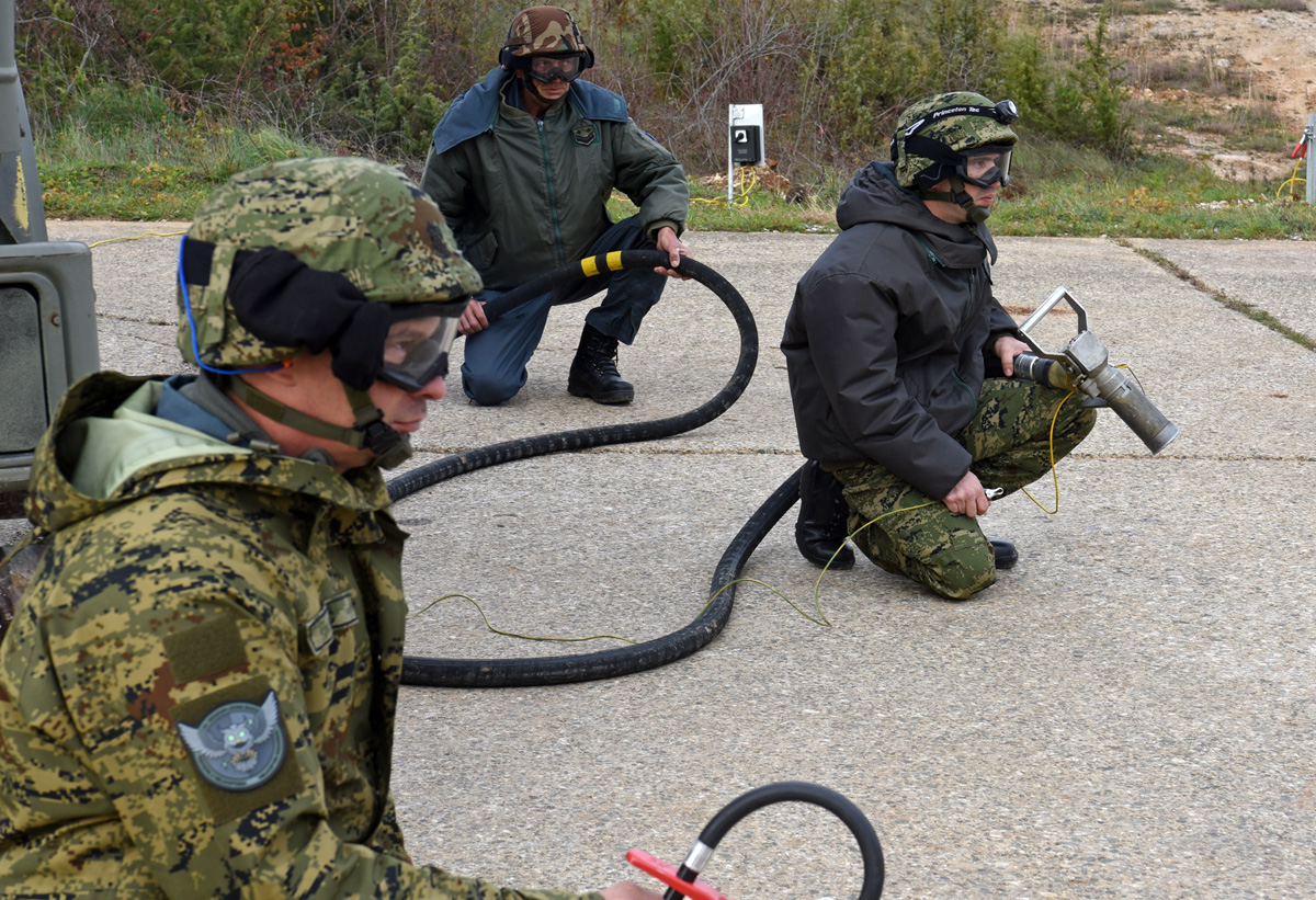 Grupna bojeva gađanja i raketiranja iz Kiowa Warrior