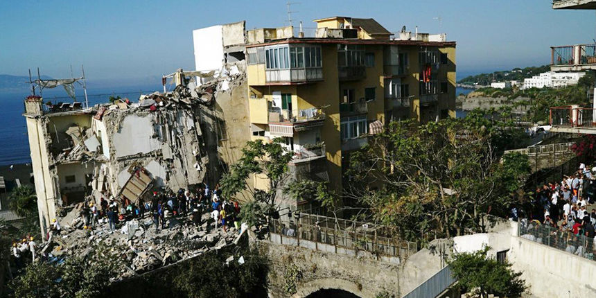 Napulj, urušenje zgrade