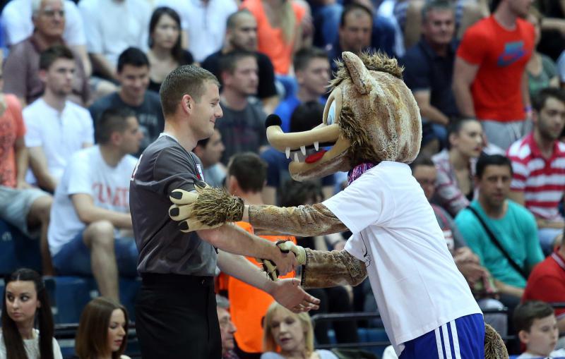 U KC Drazen Petrovic odigrana utakmica poluzavrsnice doigravanja KK Cibona – KK Zadar 87-81. Photo: Slavko Midzor/PIXSELL U KC Drazen Petrovic odigrana utakmica poluzavrsnice doigravanja KK Cibona – KK Zadar 87-81. Photo: Slavko Midzor/PIXSELL