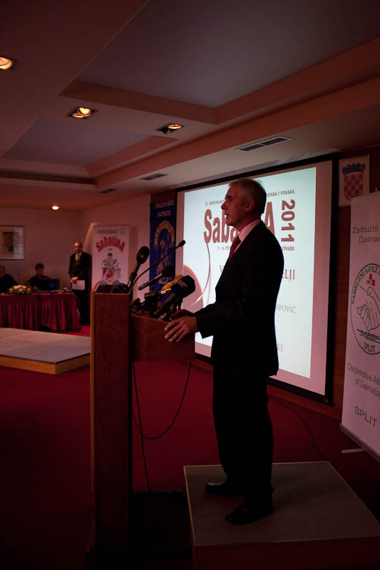 Svečano otvaranje Međunarodne manifestacije vinogradara i vinara Sabatina 2011. Svečano otvaranje Međunarodne manifestacije vinogradara i vinara Sabatina 2011.