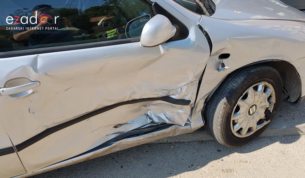 Sudar na križanju kod Marine Tankerkomerc, stradala četiri automobila