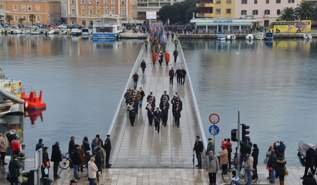 Svečani mimohod postrojbi u povodu proslave 23. obljetnice VRO Maslenica. Foto: Iva Perinčić