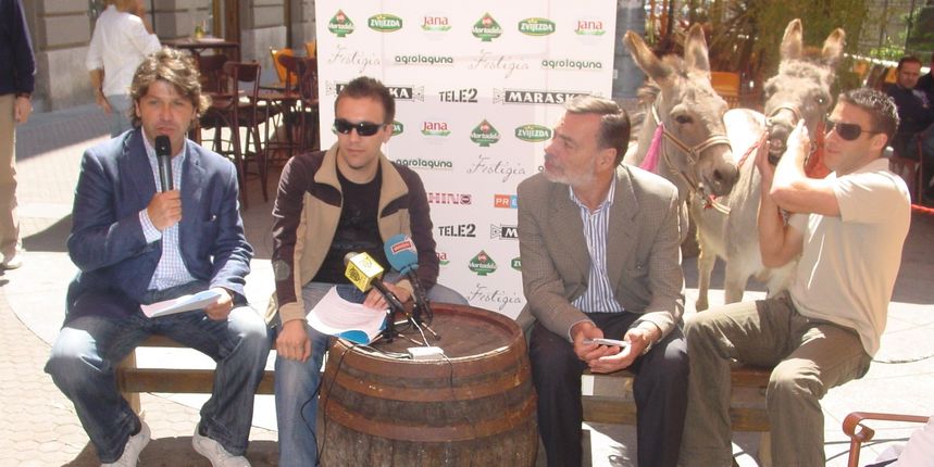 Image 1201961 (auto) Image 1201961 (auto)