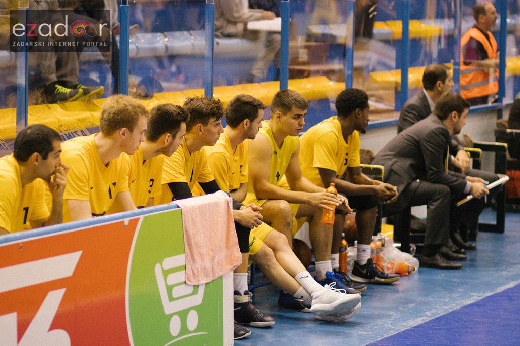 HT Premijer liga, 3. kolo: KK Jazine Arbanasi – GKK Šibenik 36-72 HT Premijer liga, 3. kolo: KK Jazine Arbanasi – GKK Šibenik 36-72