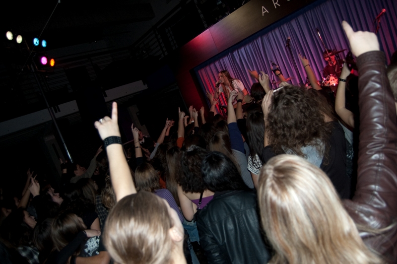 ZORAN MIŠIĆ & NEW FOUND POWER 06.11.2010, Foto: Tea Balog ZORAN MIŠIĆ & NEW FOUND POWER 06.11.2010, Foto: Tea Balog