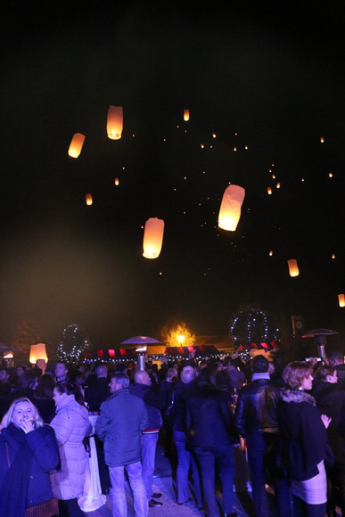 Vir: Božićna fešta uz Dražena Zečića Zeku Vir: Božićna fešta uz Dražena Zečića Zeku