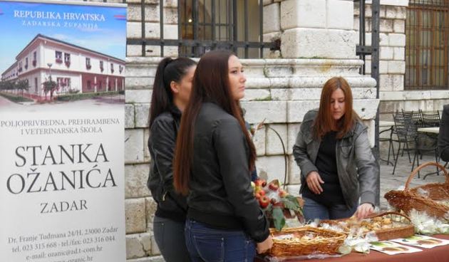 Obilježavanje Svjetskog dana dijabetesa na Narodnom trgu, Poljoprivredna, prehrambena i veterinarska škola Stanka Ožanića, foto:Promo