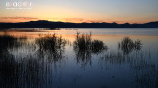 Nedjeljno svitanje na Vranskom jezeru Nedjeljno svitanje na Vranskom jezeru