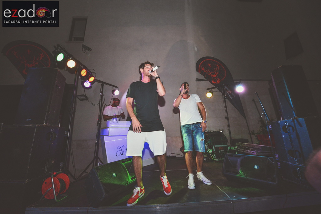 Connect @ Teatro bar & Zlatni kutić Connect @ Teatro bar & Zlatni kutić