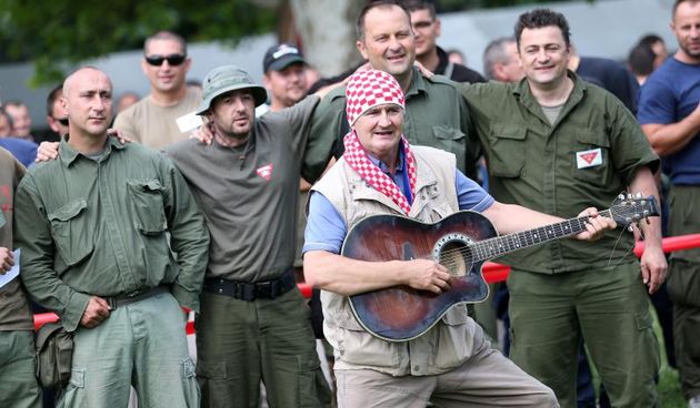 08.07.2013., Zagreb – Pirotehnicara u strajku u kampu predstavili pjesmu Pirotehnicar. Autor glazbe, teksta i glavni vokal je Giovanni Furlan. Prateci vokali su pirotehnicari Tomislav Ledic, Ivan Kolic, Danijel Makar i Alen Sucic. Photo: Slavko Midzor/P