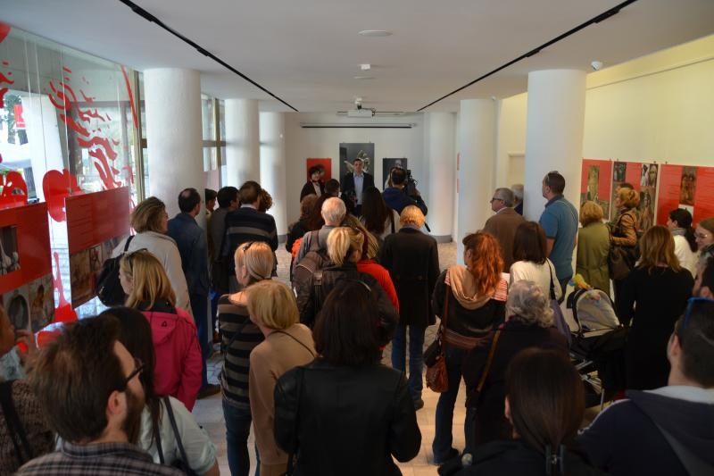 U Galeriji C8 otvorena je izlozba Ars Amatoria ljubav i erotika u starom Rimu koju organiziraju Arheoloski muzej Zadar i Arheoloski muzej Istre .O izlozbi su govorili Darko Komso ravnatelj Arheoloskog muzeja u Puli i Autorica izlozbe dr. sc. Kornelija A. U Galeriji C8 otvorena je izlozba Ars Amatoria ljubav i erotika u starom Rimu koju organiziraju Arheoloski muzej Zadar i Arheoloski muzej Istre .O izlozbi su govorili Darko Komso ravnatelj Arheoloskog muzeja u Puli i Autorica izlozbe dr. sc. Kornelija A.