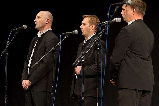 HNK Zadar: “Ljubi s ljubavlju”, foto: Leo Banić HNK Zadar: “Ljubi s ljubavlju”, foto: Leo Banić