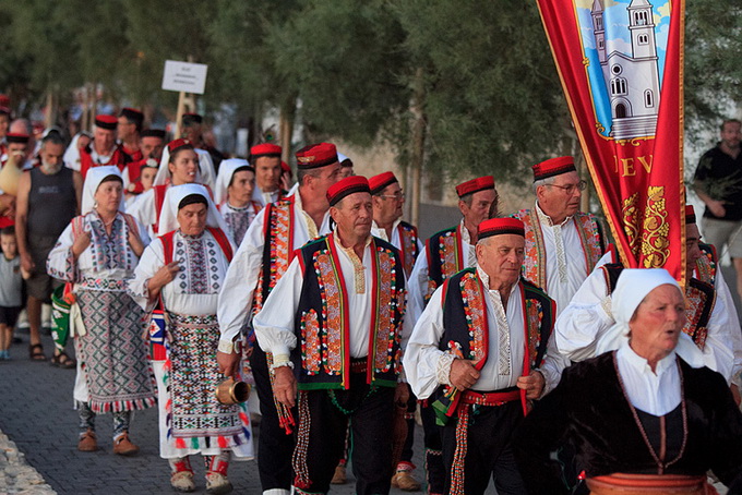 Smotra folklora u Bibinjama