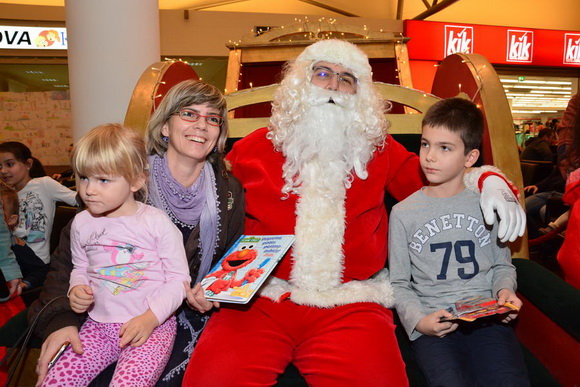 Supernova: Božićni koncert Ivane Kindl i posjet Djeda Božićnjaka, Foto: Iva Perinčić Supernova: Božićni koncert Ivane Kindl i posjet Djeda Božićnjaka, Foto: Iva Perinčić