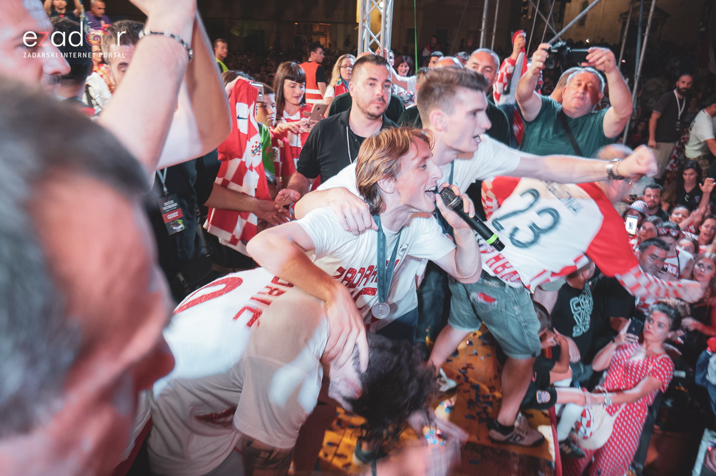 Zadar priredio nezaboravan doček svojim Vatrenim herojima