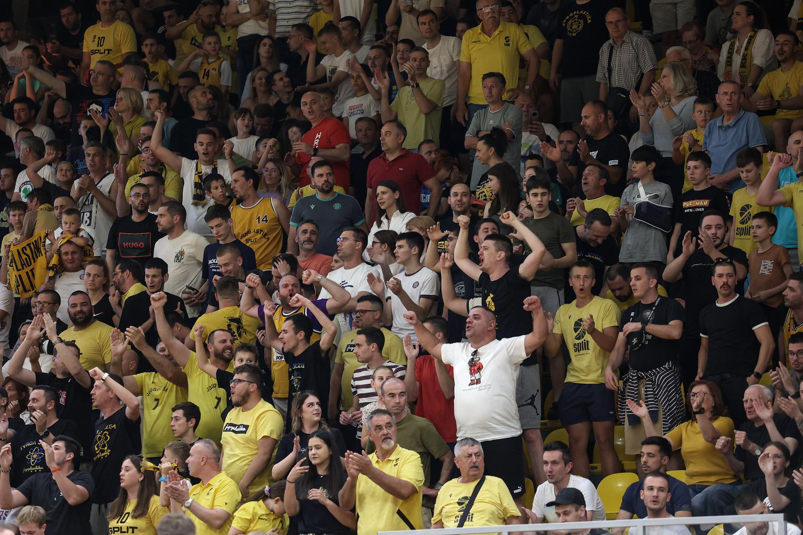 Favbet Premijer liga, finale doigravanja, 3. utakmica: KK Split – KK Zadar 87-77 Favbet Premijer liga, finale doigravanja, 3. utakmica: KK Split – KK Zadar 87-77