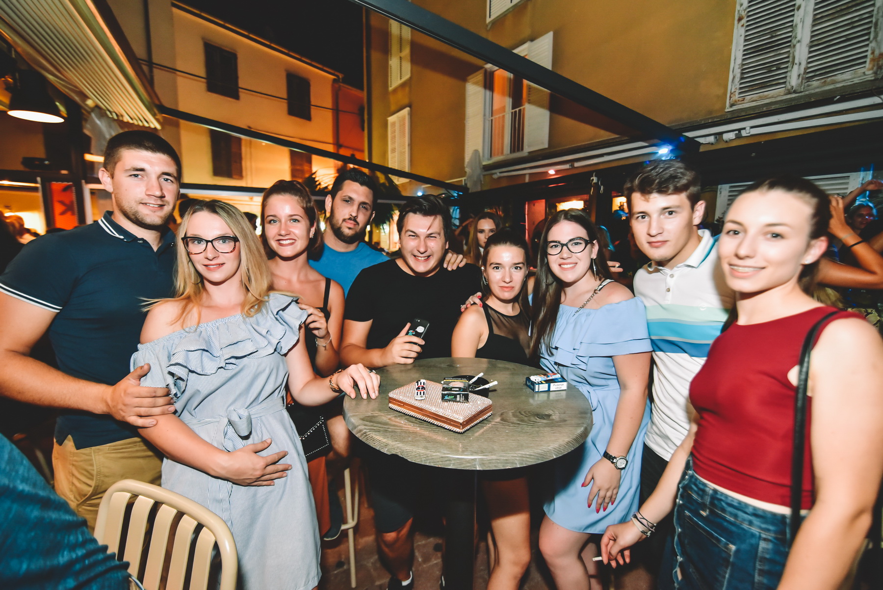 Colonia @ Caffe bar Kult