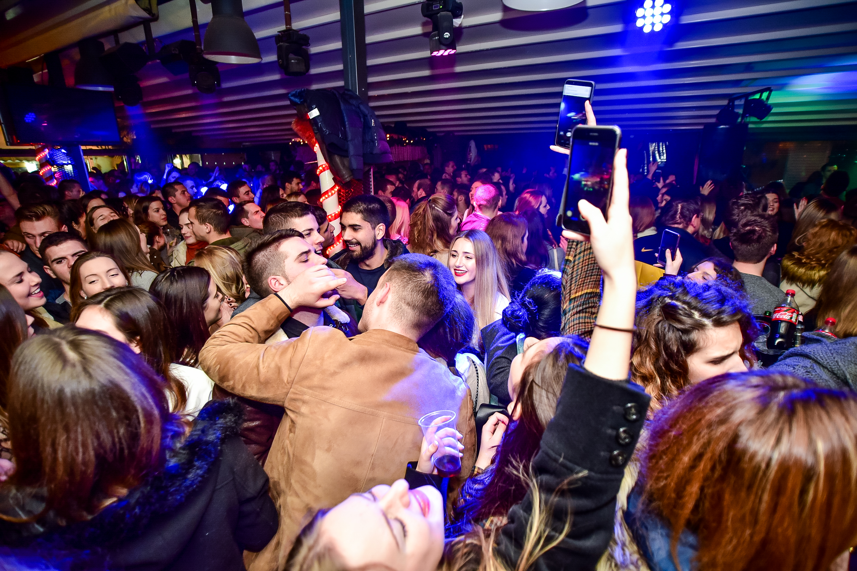 Vesna Pisarović @ Kult Caffe Bar