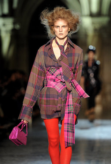 Vivienne Westwood Red Label, Jesen 2010.  (www.coutorture.com)