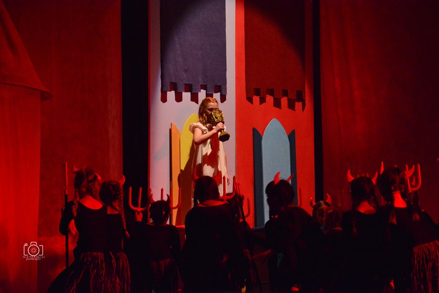 Plesna udruga Gesta: Bajka.hr