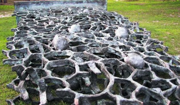 Francuska: Nestala brončana skulptura teška 1,6 tona, foto: www.courrier-picard.fr