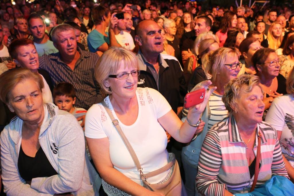 Virsko ljeto 2015. završeno koncertom Halida Bešlića Virsko ljeto 2015. završeno koncertom Halida Bešlića