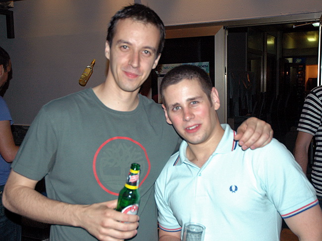 Ribarska festa zadarskih studenata u zagrebackom klubu Roko Ribarska festa zadarskih studenata u zagrebackom klubu Roko