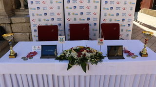 Na zadarskom Narodnom trgu najavljen Virski maraton 2016. Foto: Kažimir Škrbić/Virski list Na zadarskom Narodnom trgu najavljen Virski maraton 2016. Foto: Kažimir Škrbić/Virski list