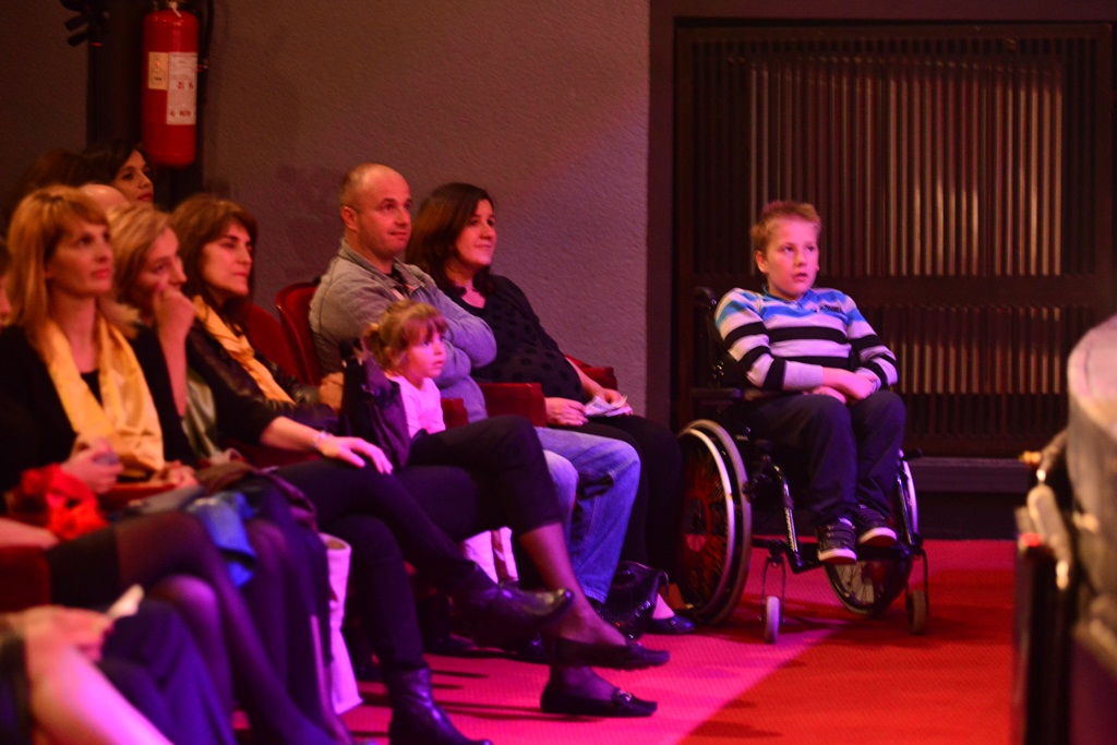 MIOC za Davida: Humanitarni koncert gimnazije Franje Petrića u HNK Zadar