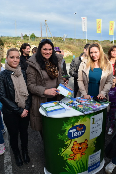 Supernova Zadar: Sveti Nikola i kamion Djeda mraza, Foto: Iva Perinčić Supernova Zadar: Sveti Nikola i kamion Djeda mraza, Foto: Iva Perinčić