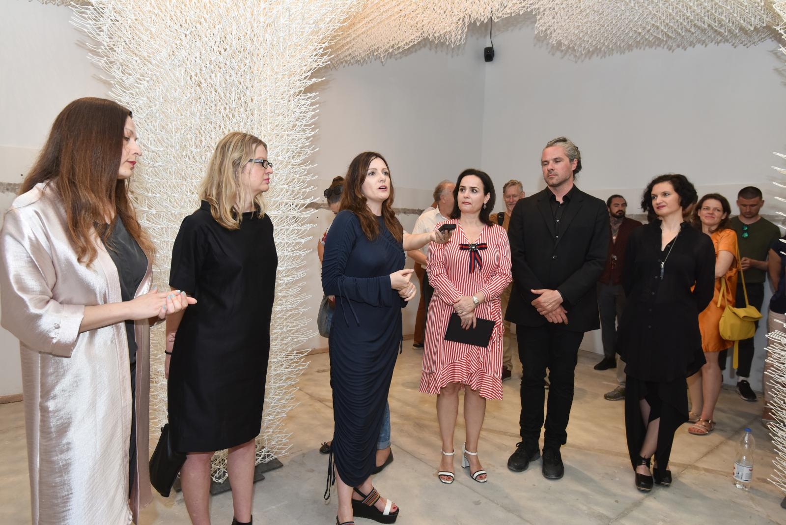 Na 16. Venecijanskom bijenalu otvoren Hrvatski paviljon s instalacijom Oblak Pergola Na 16. Venecijanskom bijenalu otvoren Hrvatski paviljon s instalacijom Oblak Pergola