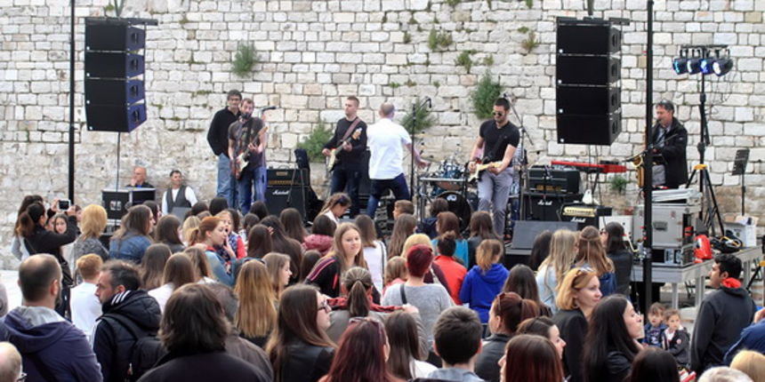 The Voice u Zadru: Sara, Dino, Ive i Jure na Trgu pet bunara, Foto: Roberto Lerga The Voice u Zadru: Sara, Dino, Ive i Jure na Trgu pet bunara, Foto: Roberto Lerga