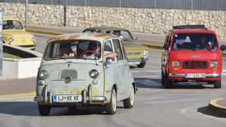 Primošten: Defile sudionika 2. Međunarodnog Fićo skupa Šibenik 2018. Primošten: Defile sudionika 2. Međunarodnog Fićo skupa Šibenik 2018.